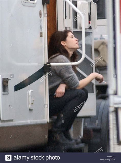 gemma arterton leaked|Gemma’s Artertons On Display In Set Pics From Neil Jordan